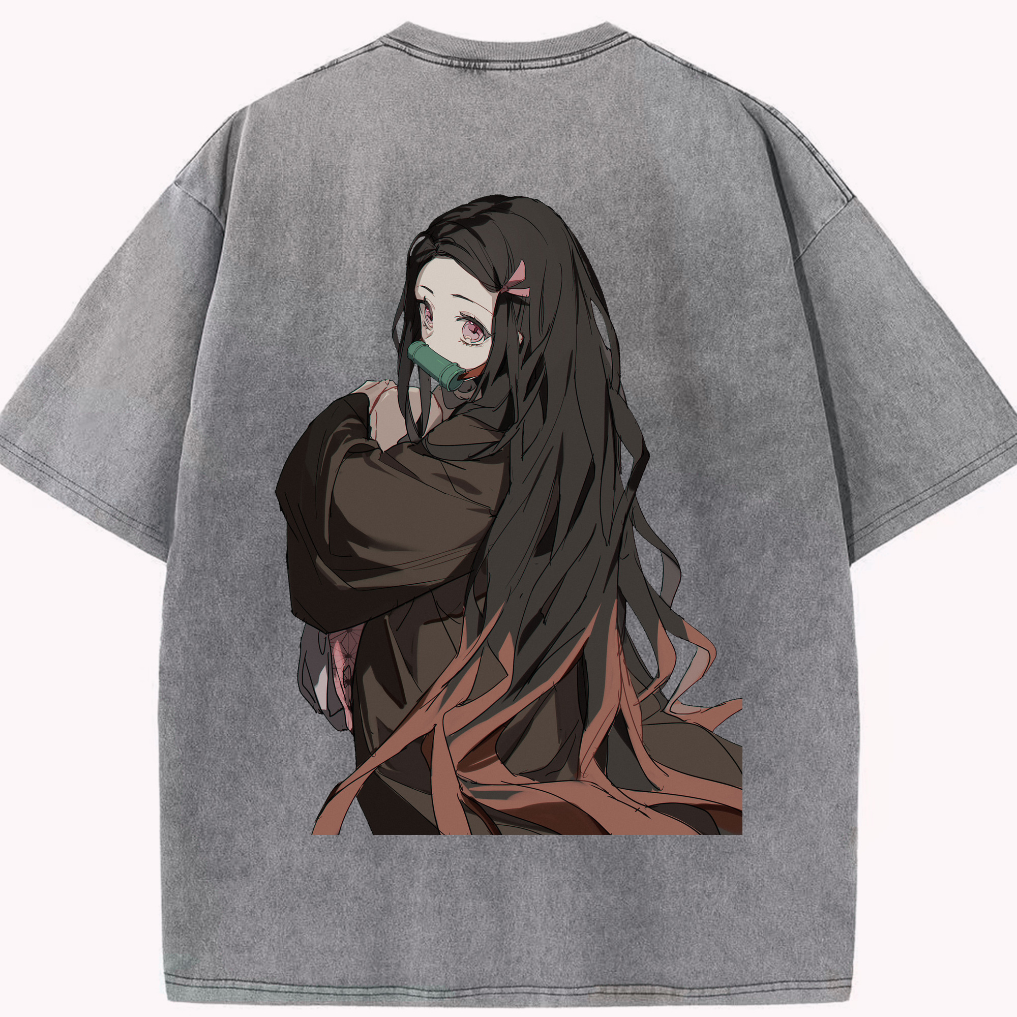 （画像用） 鬼滅の刃（きめつのやいば）竈門 禰󠄀豆子／かまど ねずこ Kamado Nezuko 綿100% ヴィンテージ風 半袖Tシャツ（背面プリント）