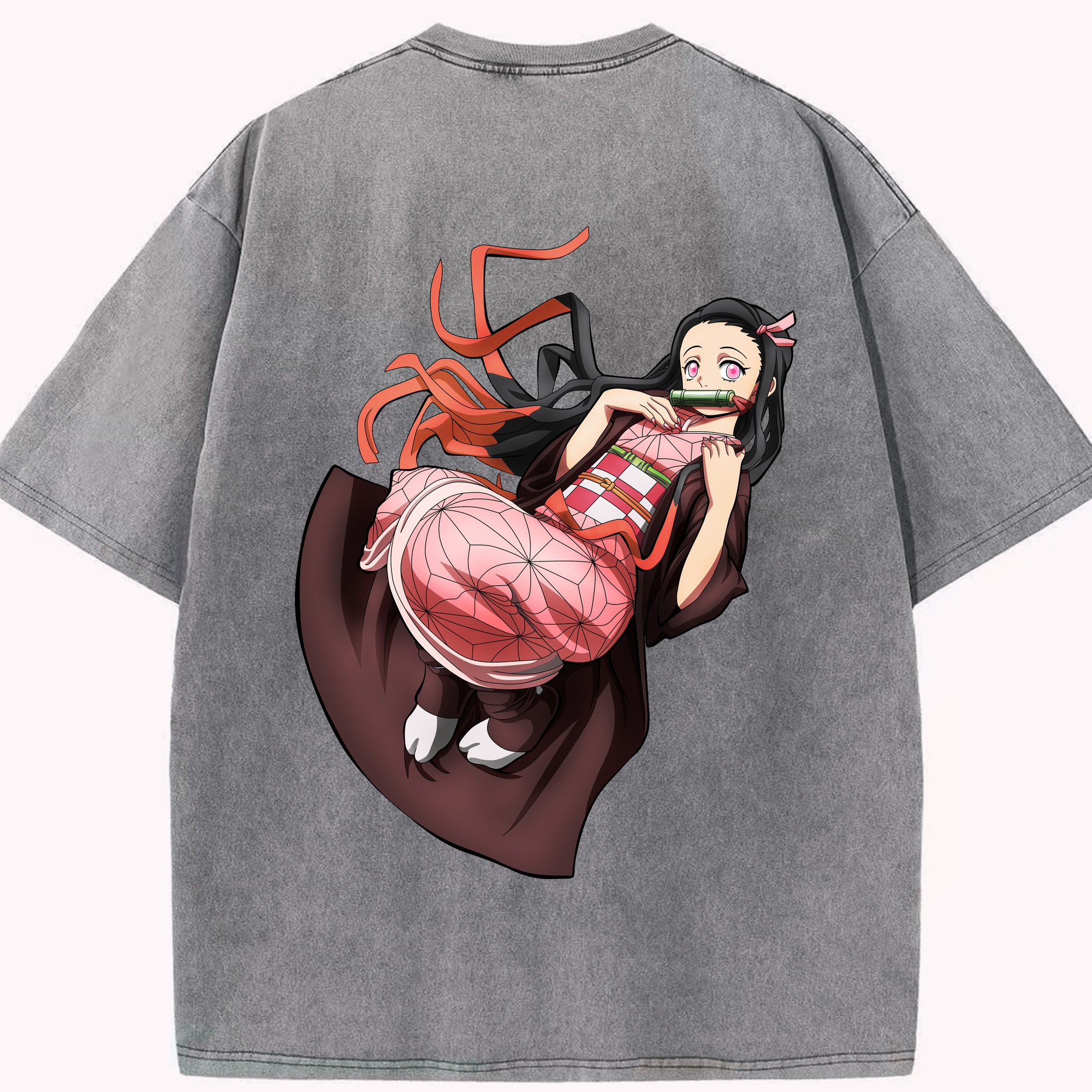 （画像用） 鬼滅の刃（きめつのやいば）竈門 禰󠄀豆子／かまど ねずこ Kamado Nezuko 綿100% ヴィンテージ風 半袖Tシャツ（背面プリント）