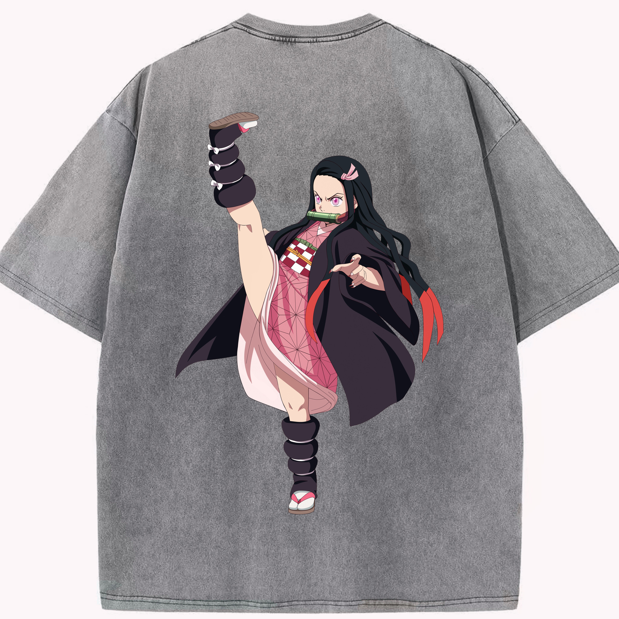 （画像用） 鬼滅の刃（きめつのやいば）竈門 禰󠄀豆子／かまど ねずこ Kamado Nezuko 綿100% ヴィンテージ風 半袖Tシャツ（背面プリント）