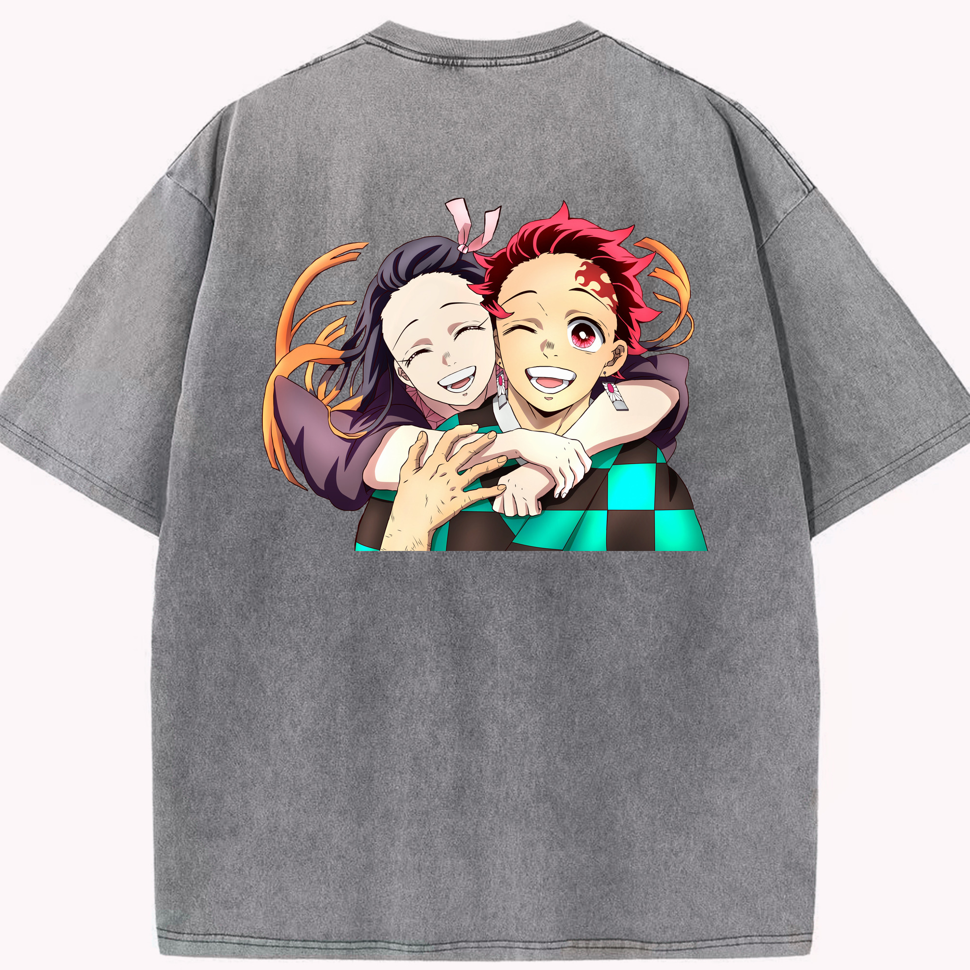 （画像用） 鬼滅の刃（きめつのやいば）竈門 禰󠄀豆子／かまど ねずこ Kamado Nezuko 綿100% ヴィンテージ風 半袖Tシャツ（背面プリント）