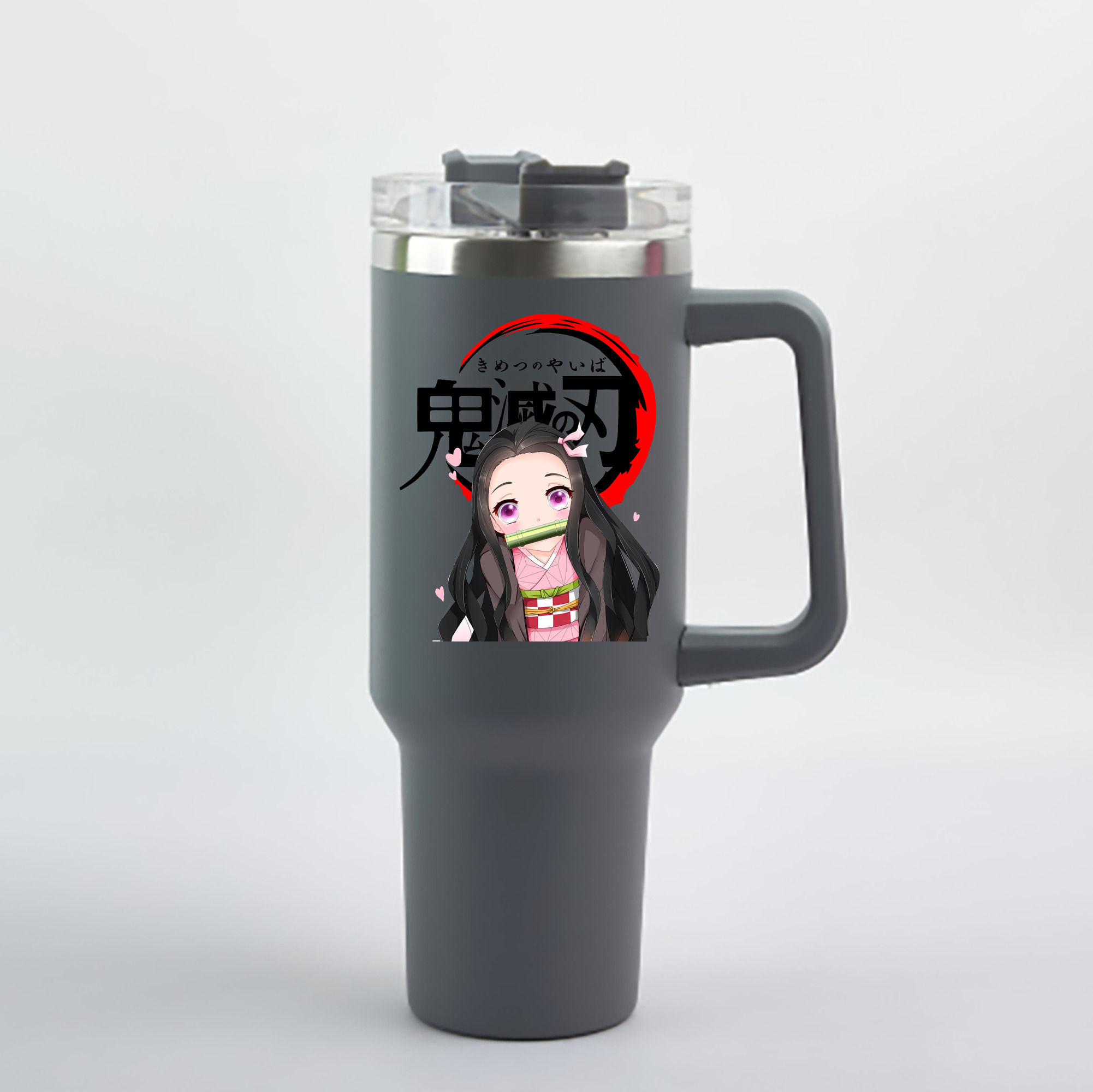 （画像用） 鬼滅の刃（きめつのやいば）竈門 禰󠄀豆子／かまど ねずこ Kamado Nezuko 1200mL車用タンブラー - クリスタルステッカー（プラスチックストロー付き）