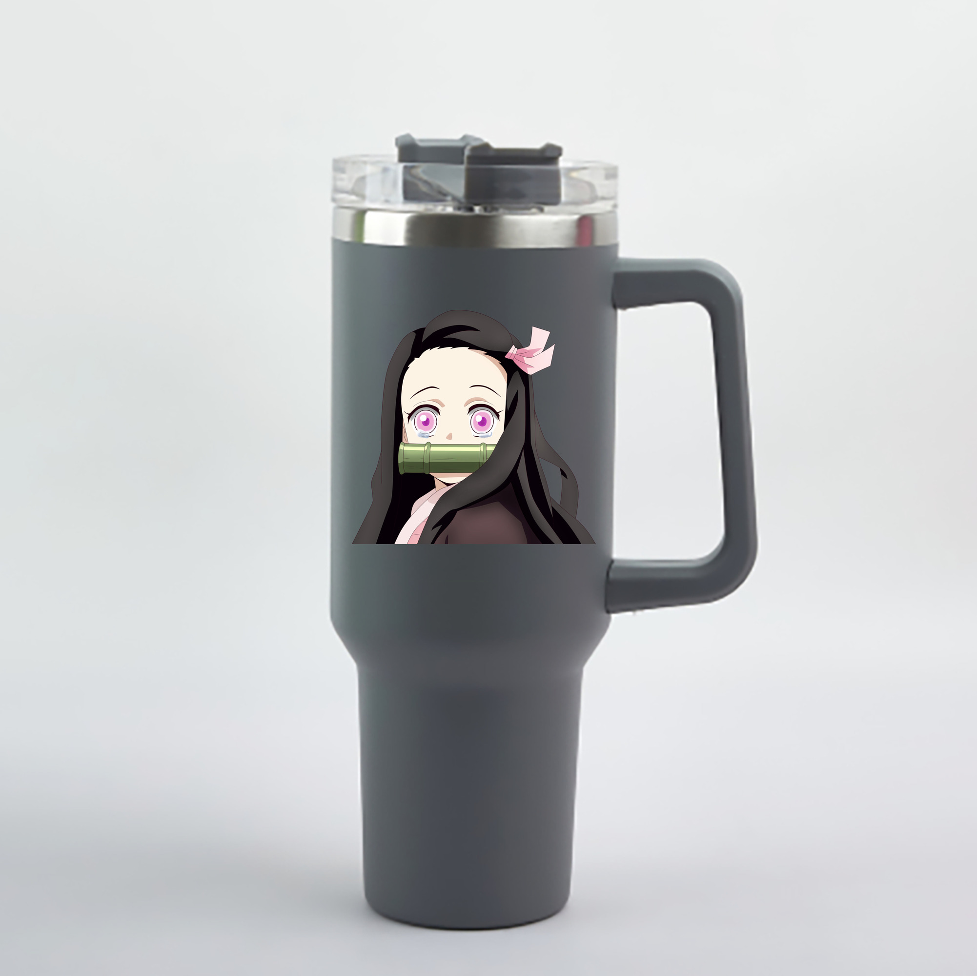 （画像用） 鬼滅の刃（きめつのやいば）竈門 禰󠄀豆子／かまど ねずこ Kamado Nezuko 1200mL車用タンブラー - クリスタルステッカー（プラスチックストロー付き）