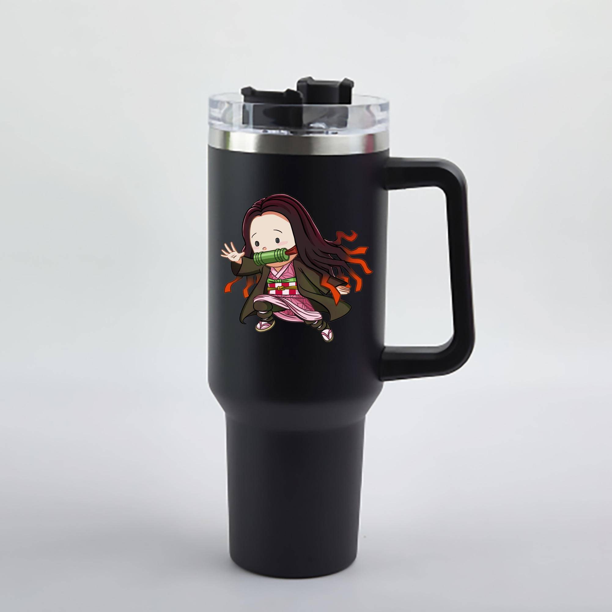 （画像用） 鬼滅の刃（きめつのやいば）竈門 禰󠄀豆子／かまど ねずこ Kamado Nezuko 1200mL車用タンブラー - クリスタルステッカー（プラスチックストロー付き）