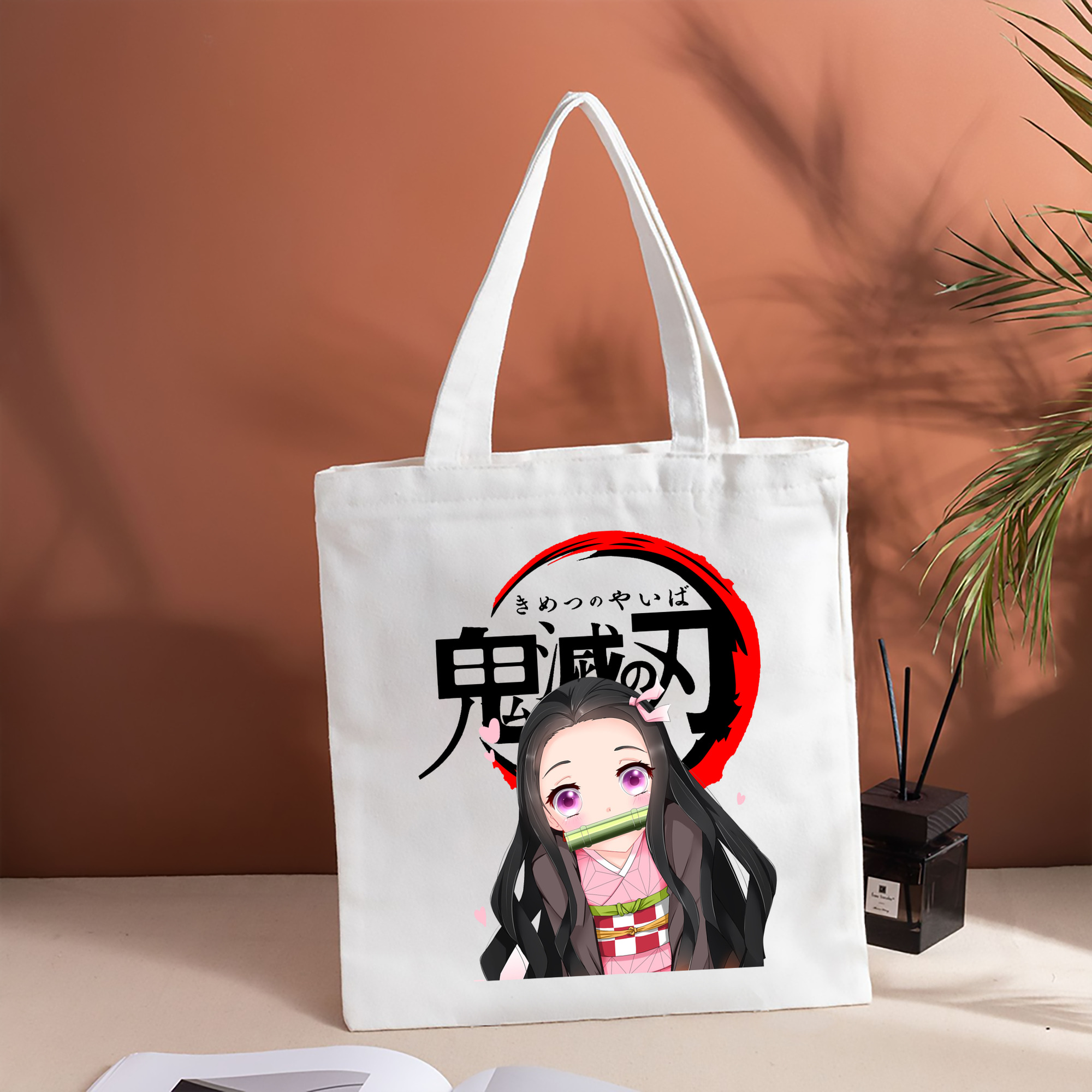 鬼滅の刃（きめつのやいば）竈門 禰󠄀豆子／かまど ねずこ Kamado Nezuko 縦型キャンバス生地手提げバッグ　トートバッグ